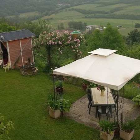 Ca D' Fefi Bed and Breakfast Gorzegno Eksteriør billede