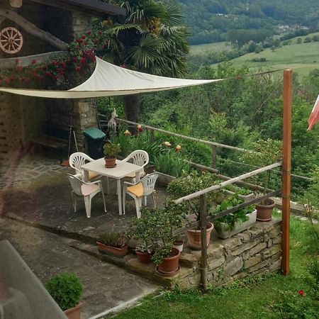Ca D' Fefi Bed and Breakfast Gorzegno Eksteriør billede