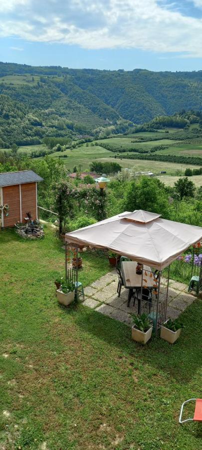 Ca D' Fefi Bed and Breakfast Gorzegno Eksteriør billede