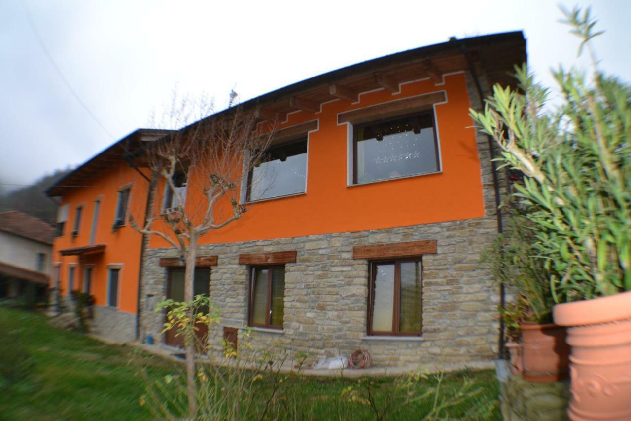 Ca D' Fefi Bed and Breakfast Gorzegno Eksteriør billede