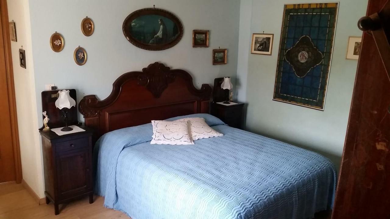 Ca D' Fefi Bed and Breakfast Gorzegno Eksteriør billede