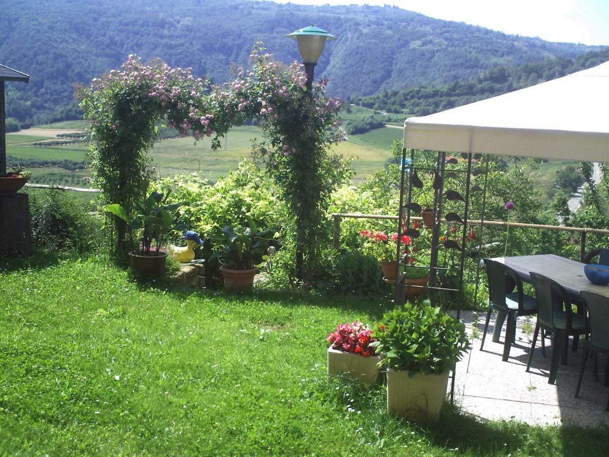 Ca D' Fefi Bed and Breakfast Gorzegno Eksteriør billede