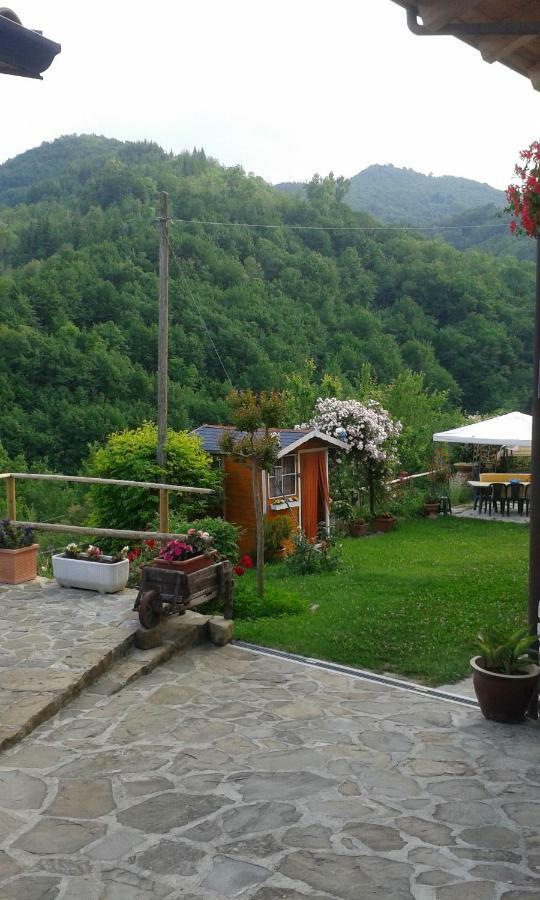 Ca D' Fefi Bed and Breakfast Gorzegno Eksteriør billede